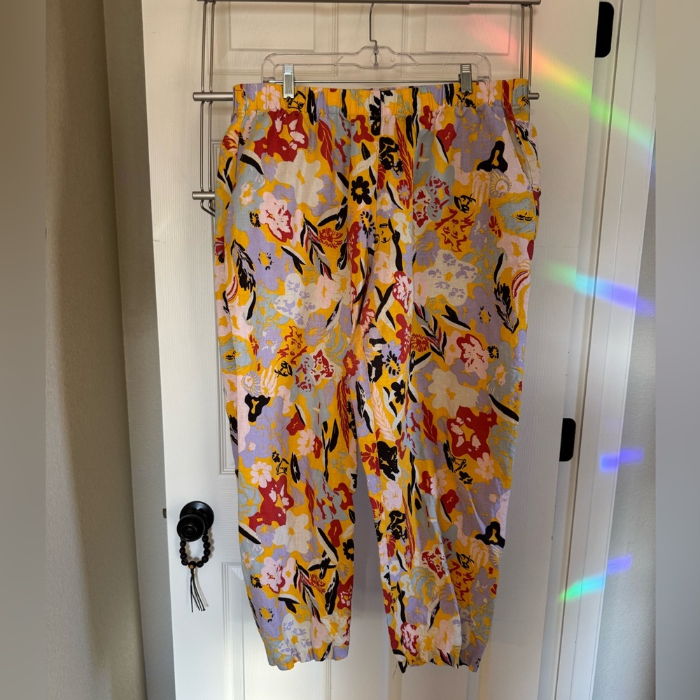 Gravel & Gold Floral Print Pants